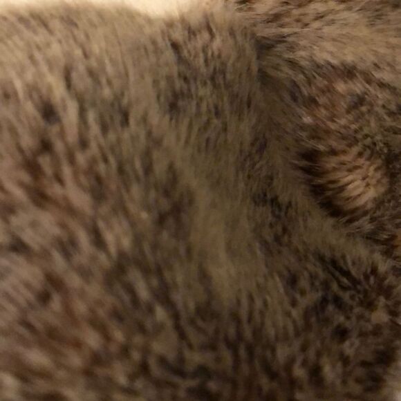 Restoration hardware faux fur Scarf wrap ascot size 51 inches by 5 inches  - Picture 2 of 5